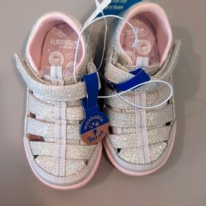 NWT Stride Rite light up toddler shoes size 7